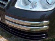 Хром молдинг углов переднего бампера для Volkswagen Caddy (2004 - 2010)