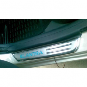 Накладки на внутренние пороги с подсветкой для Hyundai Elantra (2007 - 2010)