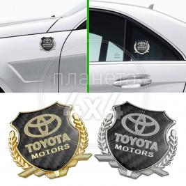 Эмблема герб карбон Toyota